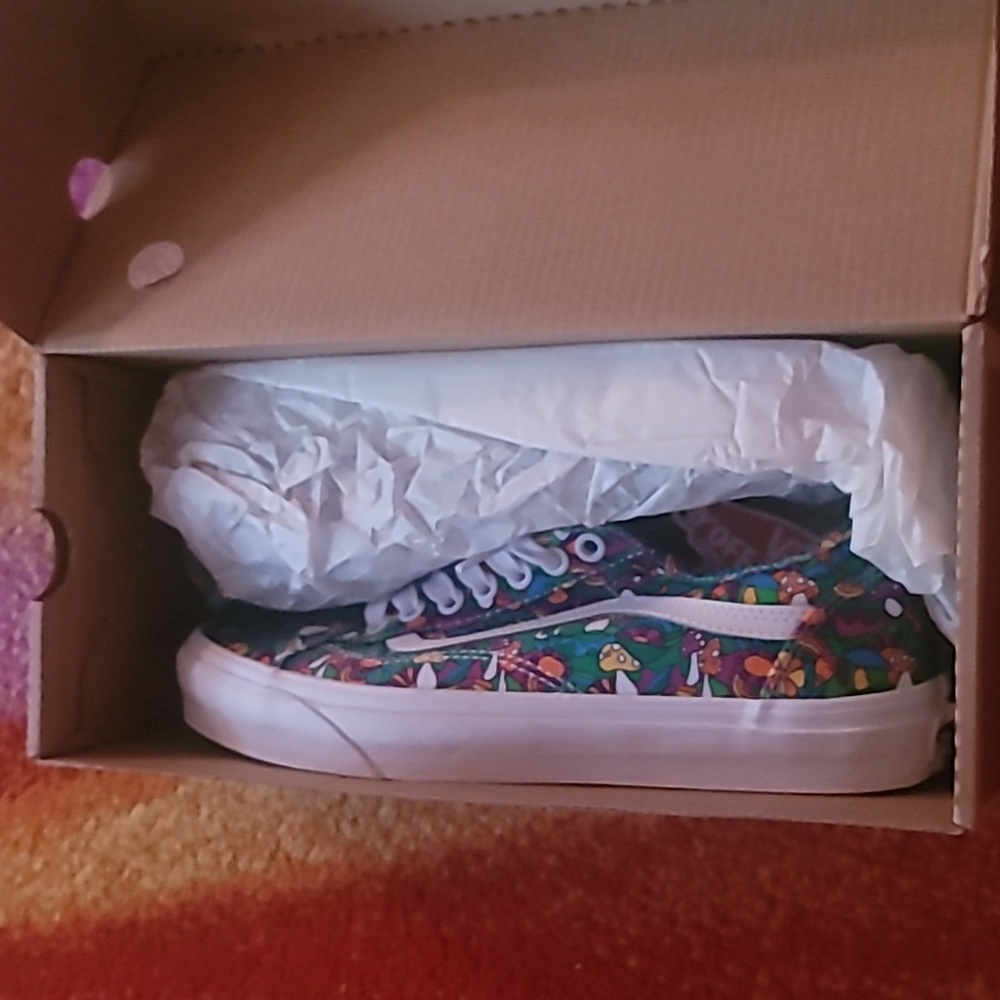 Vans Mushroom Floral  🍄💚 Old Skool 8.5 shoes